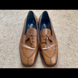salvatore ferragamo classic tassel loafers